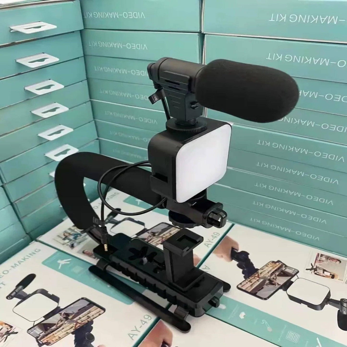 Portable Vlogging Kit with Microphone